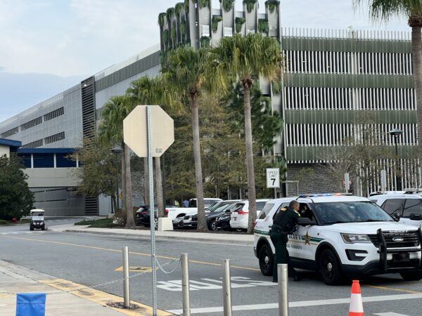 parking garage disney springs
